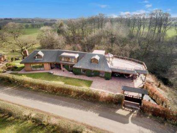 5 Bedroom Detached
